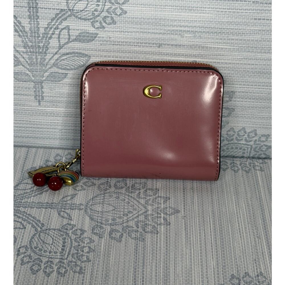 COACH
Essential Small Leather Zip-Around Card Case with Charms